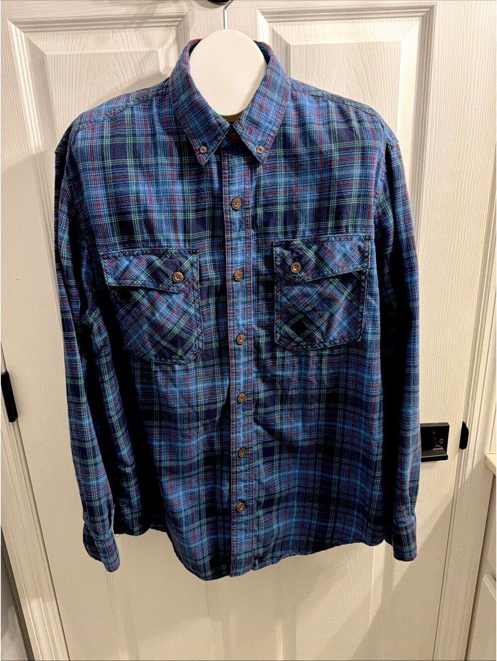 Duluth Trading Co Free Swingin Wicking Flannel Shirt Men’s Large Blue Plaid